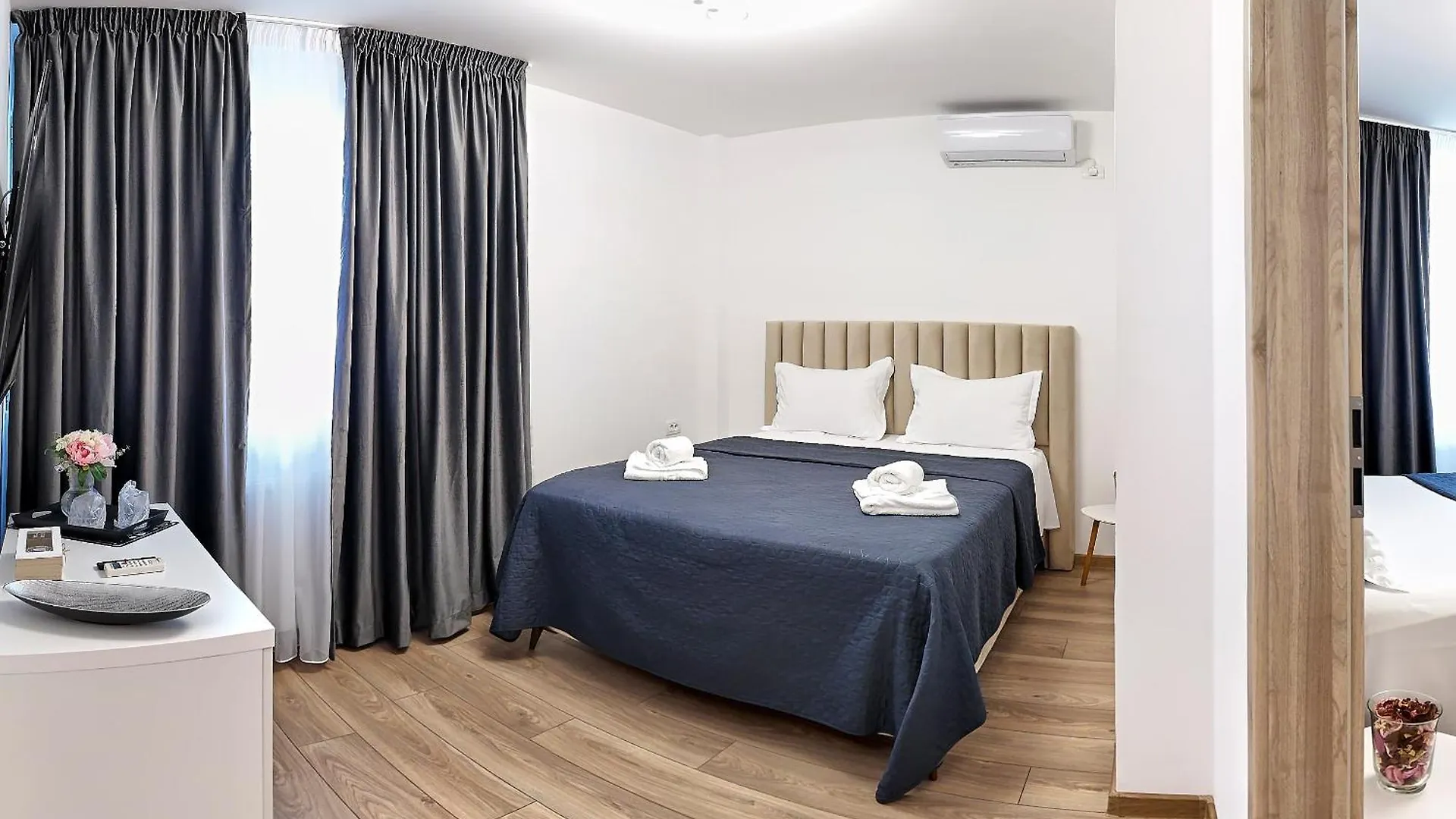 בוקרשט Hotel Emma 4*,  רומניה