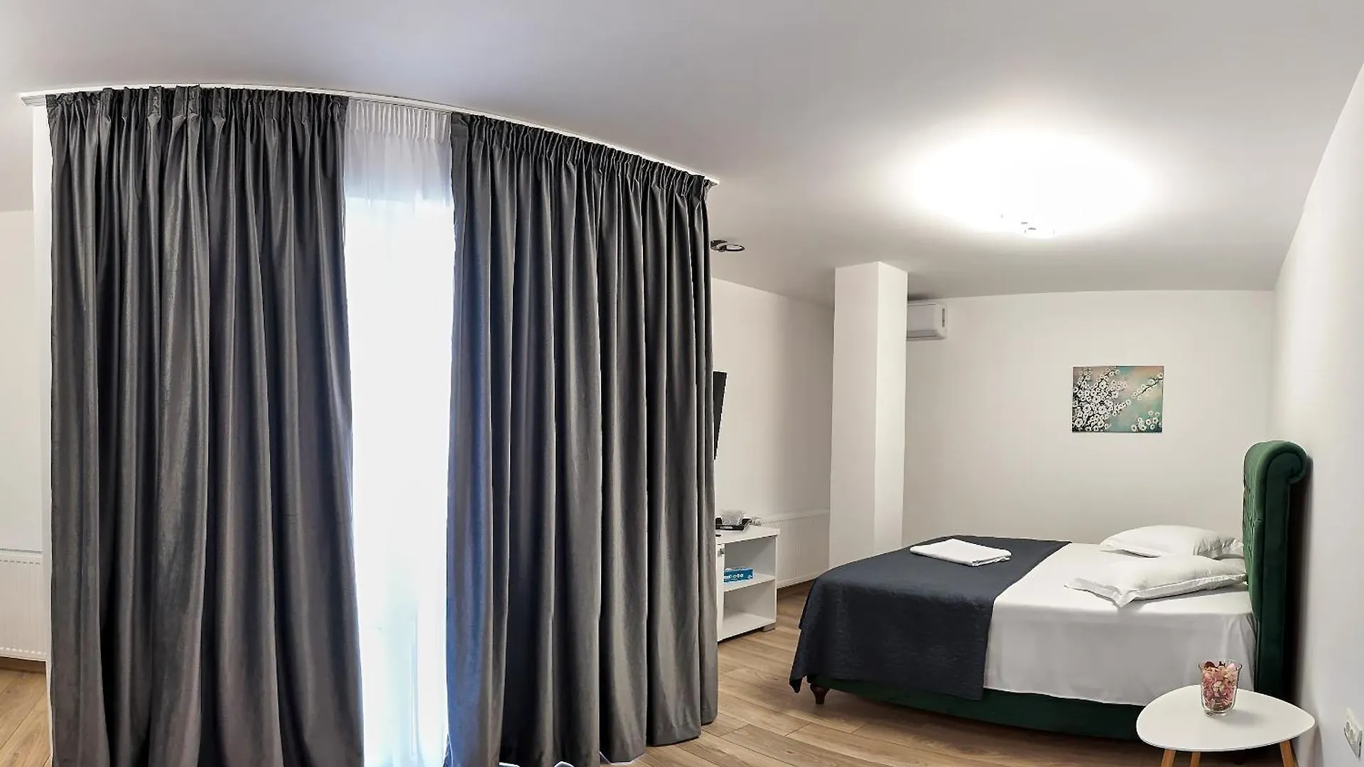 בוקרשט Hotel Emma