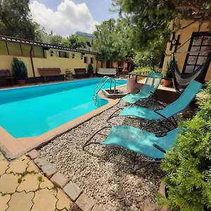 Casa Mica Pensiune