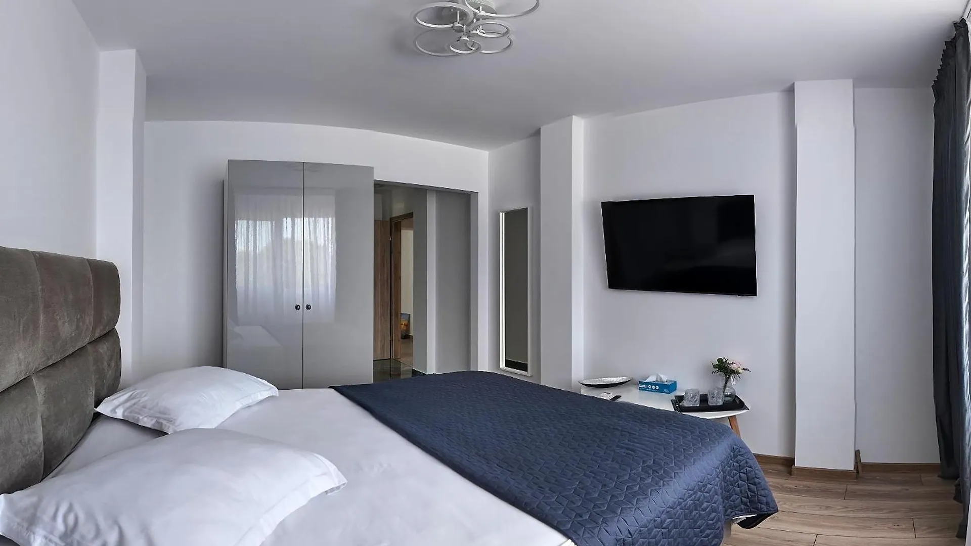 ****  Hotel Emma Bucharest Romania
