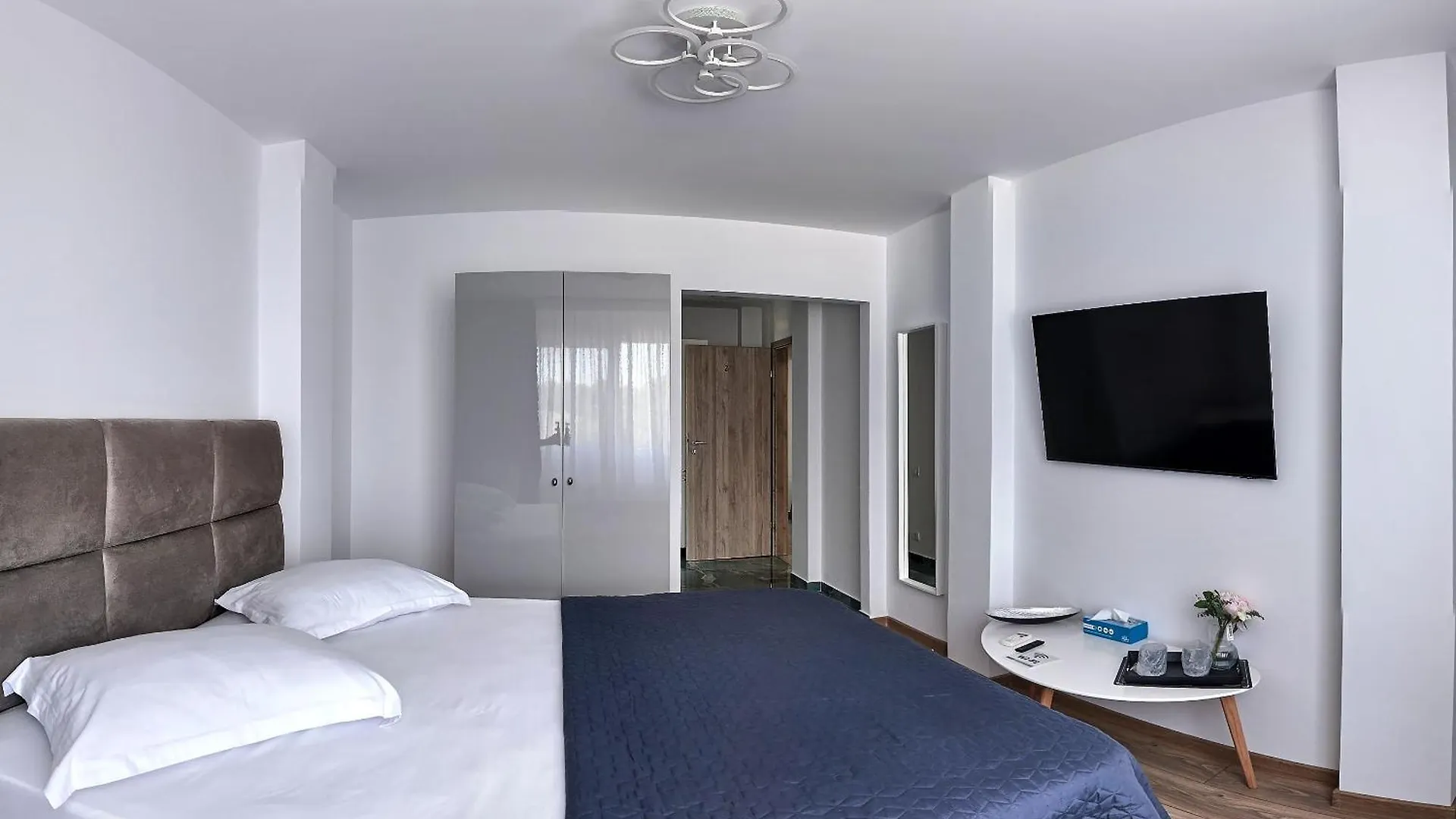 Hotel Emma Bucharest