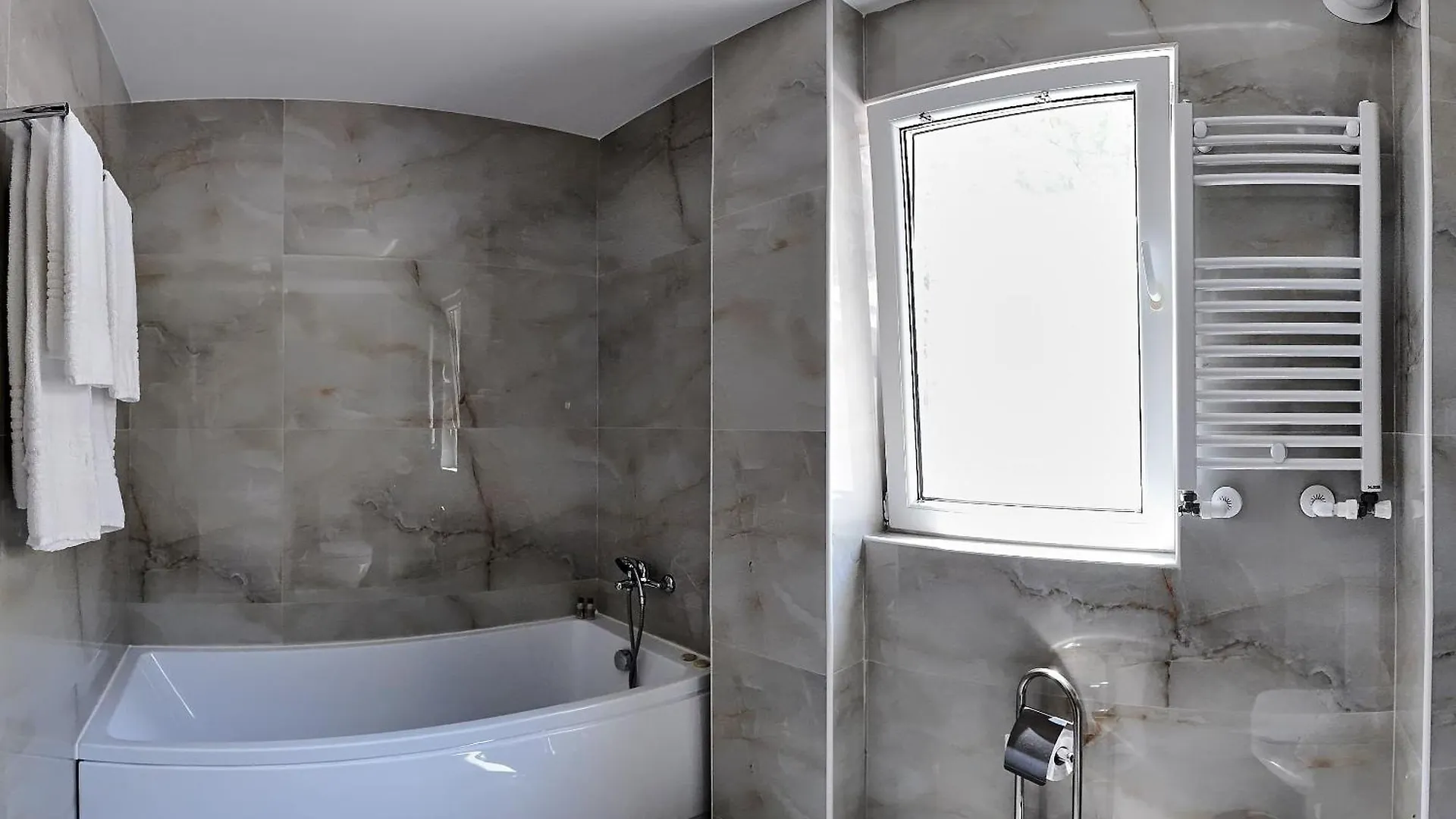 Hotel Emma Bucharest